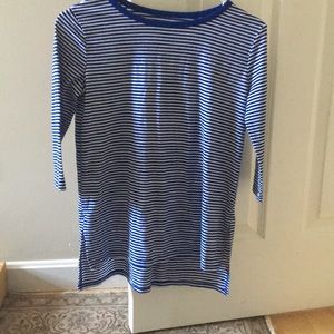 Blue and Whit Quarter Sleeve Shirt